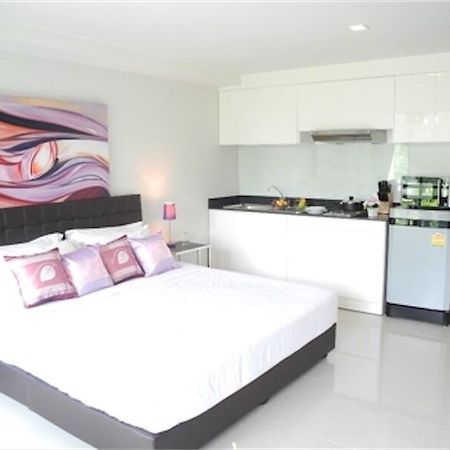 Kiss Condo Studio Near The Beach Phuket Exterior photo